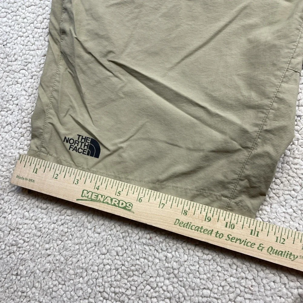 The North Face Shorts Mens L Tan Hiking Ripstop Cargo Pockets Elastic Waist